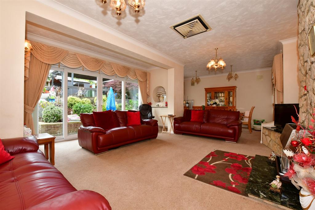 Capstone Road, Chatham, Kent 2 bed detached bungalow for sale £325,000