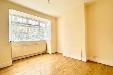 3 bedroom terraced house for sale, Cranbourne Road, London E15