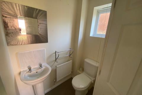 4 bedroom detached house to rent, Calderbeck Way , Sharston