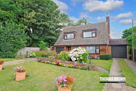 3 bedroom detached house for sale, Hazelwood Road, Cudham