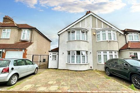 2 bedroom semi-detached house for sale, Belvedere Avenue, Ilford IG5