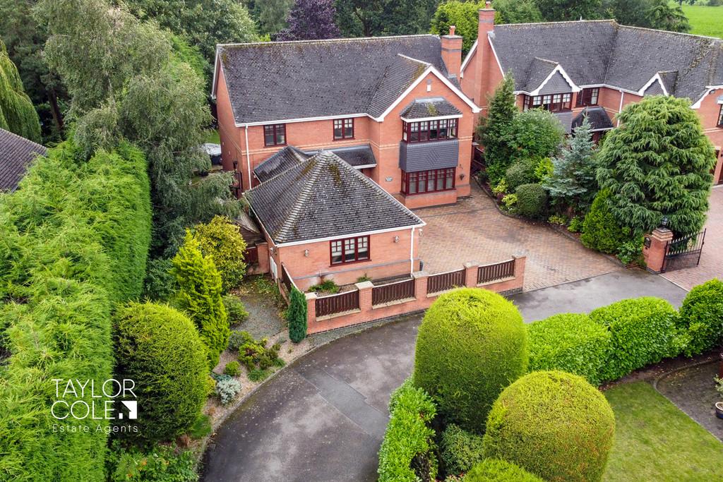 Chapel Drive, Mile Oak 6 bed detached house for sale £795,000