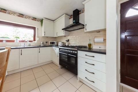 4 bedroom semi-detached house for sale, Fulbeck Drive, London