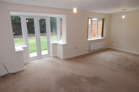3 bedroom detached house to rent, Eaton Croft, RUGELEY, Staffordshire, WS15