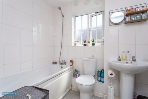 10 Baileys Gate, Cotford St Luke, Taunton, TA4 1JE