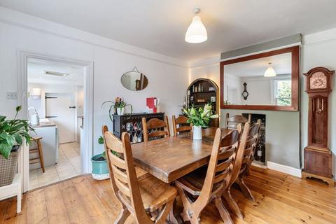 3 bedroom cottage for sale, Mill Lane, Grove