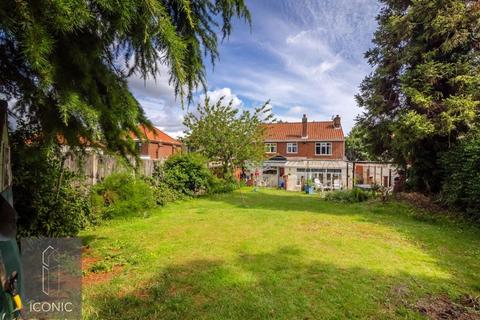 5 bedroom detached house for sale, Dereham Road, New Costessey, Norwich.