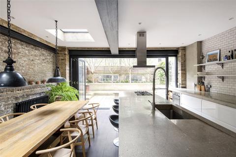 undefined, Godolphin Road, London, W12