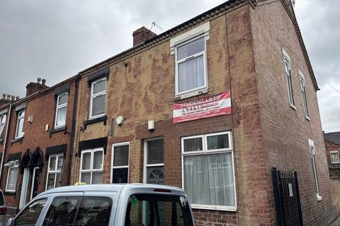 4 bedroom end of terrace house for sale, Crowther Street, Stoke-On-Trent