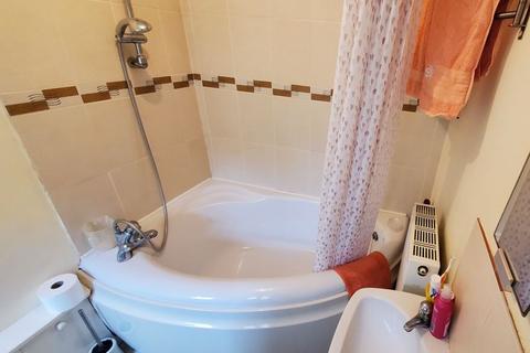 74 Cecil Road, Gloucester, GL1 5HQ