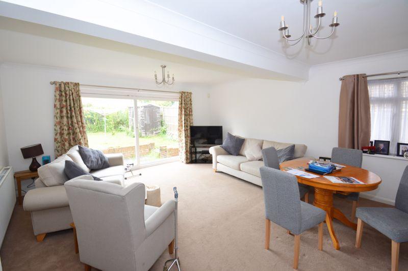 Nelson Avenue, Minster 2 bed bungalow for sale £280,000