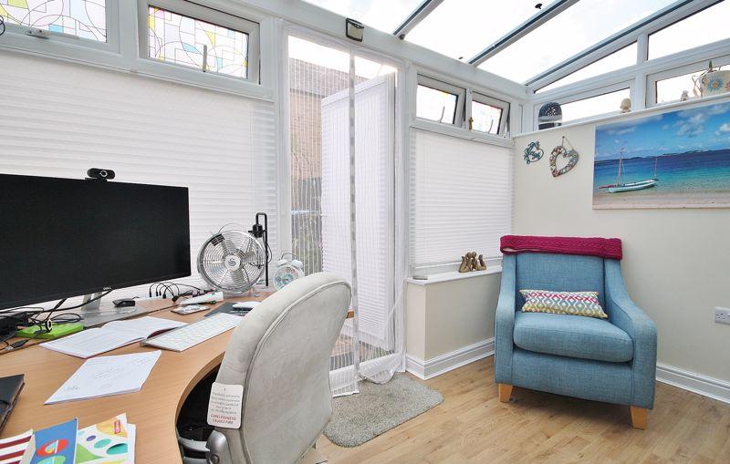 Conservatory/Dining
