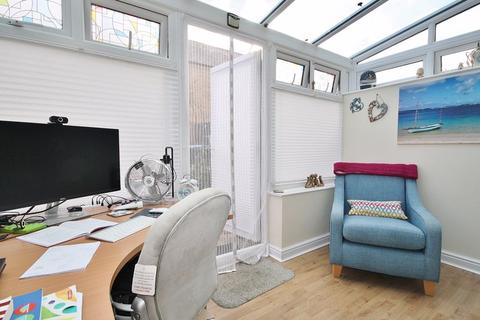30 Bathing Place Lane, Witney, OX28 6AQ