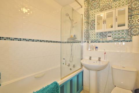 30 Bathing Place Lane, Witney, OX28 6AQ