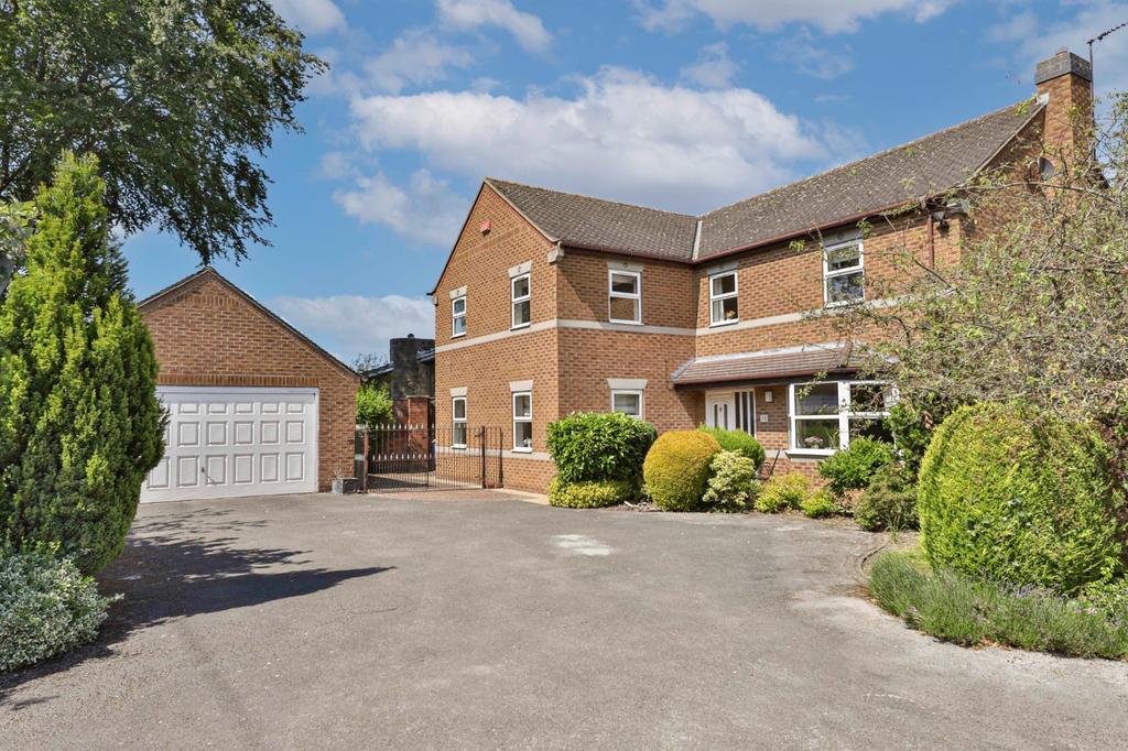 Molescroft Road, Beverley, East... 4 bed detached house £600,000