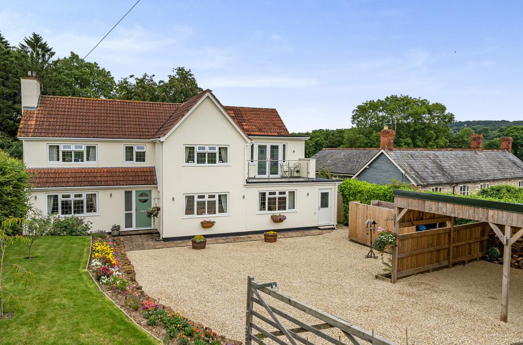 Chard, Somerset, TA20 4 bed detached house for sale £755,000