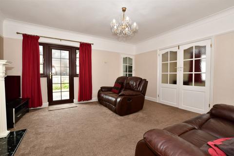 17 Roseacre Road, Welling, DA16 2AD