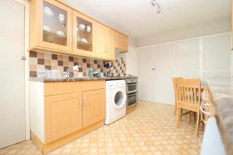 10 Brooklands Close, Luton, LU4 9EH