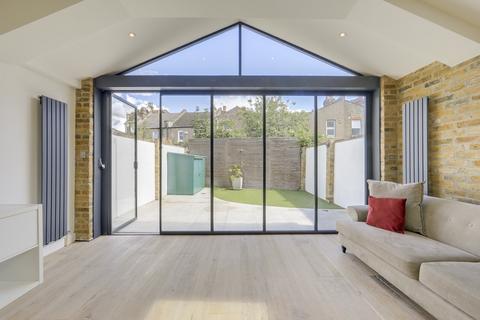 6 Fernbrook Road, London, SE13 5NF