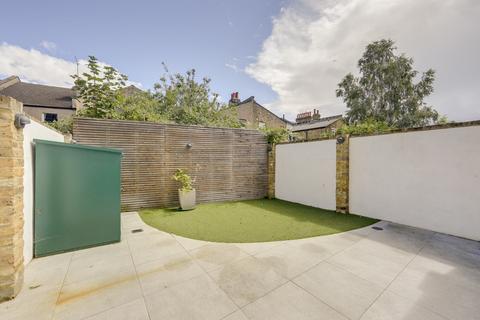 6 Fernbrook Road, London, SE13 5NF
