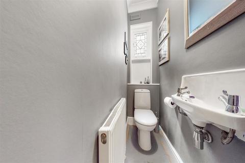 37 Wrentham Avenue, London, NW10 3HS
