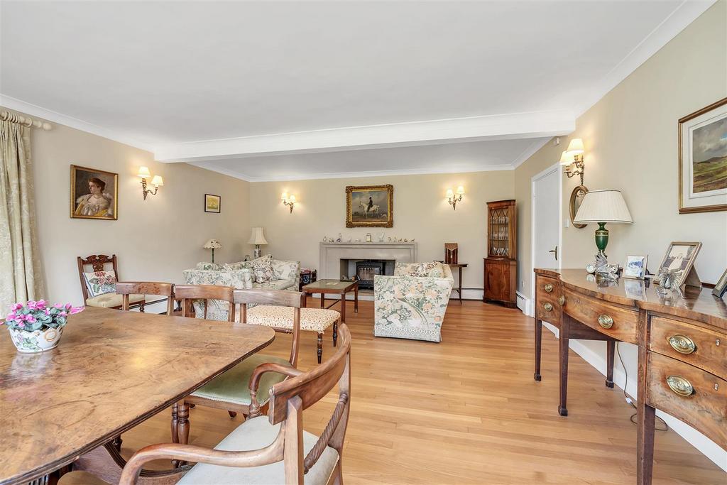 Hardwick Lane, Bury St. Edmunds 4 bed detached house for sale £875,000