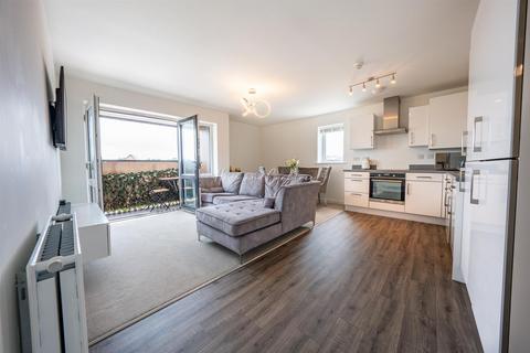 2 bedroom apartment for sale - Heol Booths, Old St. Mellons, Cardiff