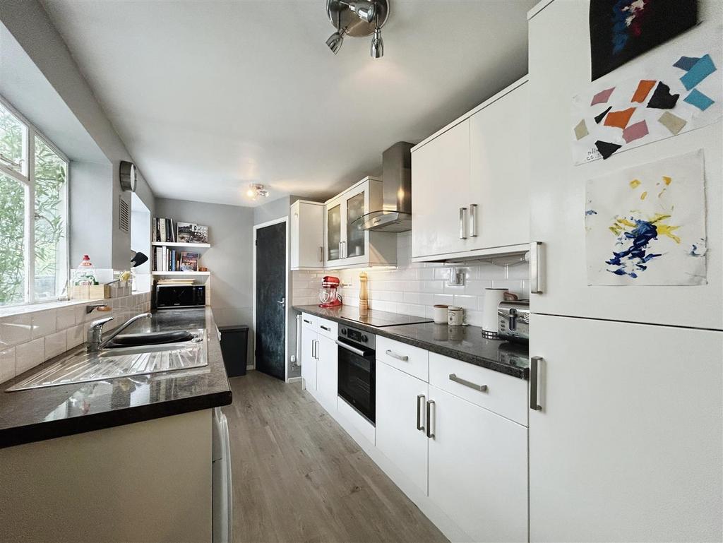 Church Street, Barford, Warwick 3 bed townhouse for sale £375,000