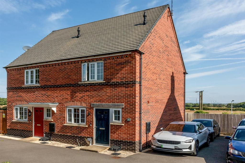 Pritchard Drive, Kegworth 2 bed semidetached house £200,000