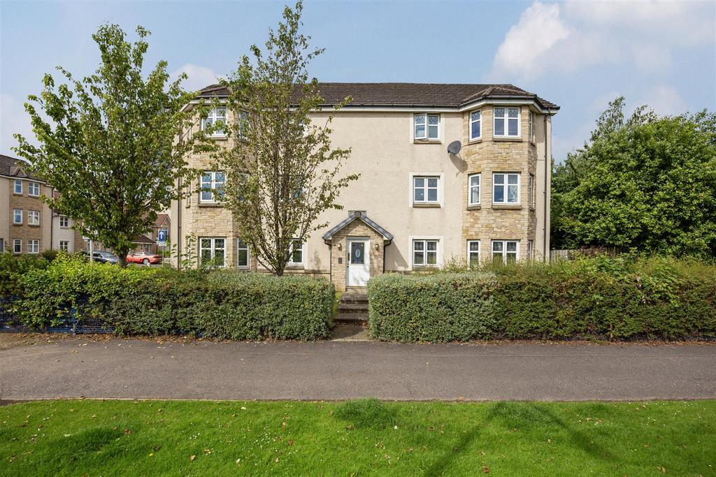 16 Peasehill Road, Rosyth, KY11 2GB 2 bed property £125,000