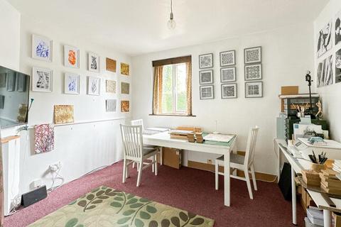 108 Broadfield Road, Bristol, BS4 2UU