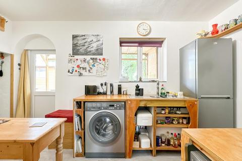 108 Broadfield Road, Bristol, BS4 2UU