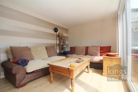 230 Berecroft, Harlow, CM18 7SQ