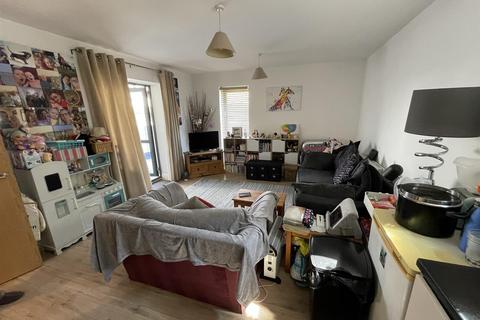 2 bedroom flat for sale - Sidney Lodge 45 Hewlett Road Cheltenham GL52 6AD