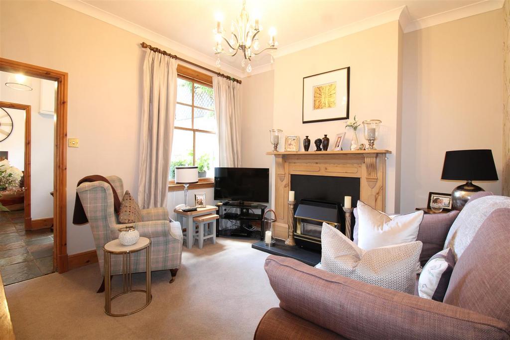 High Street, Kinver, Stourbridge 3 bed terraced house for sale £390,000