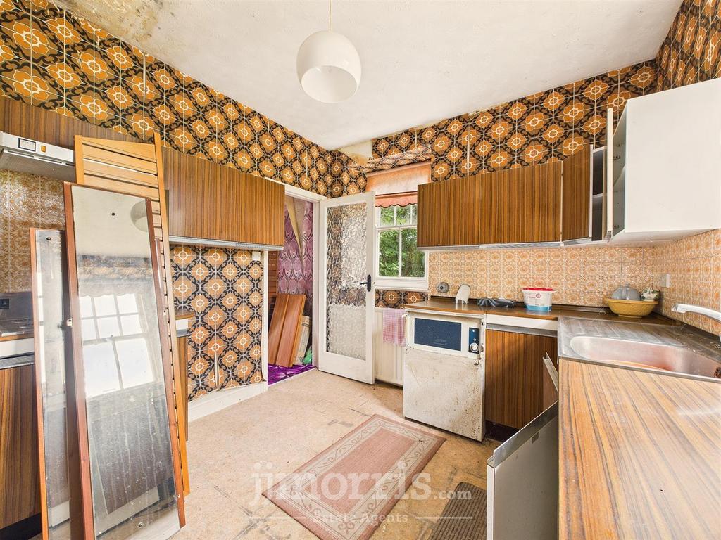 CAM05297 G0-PR0072-STILL006.jpg