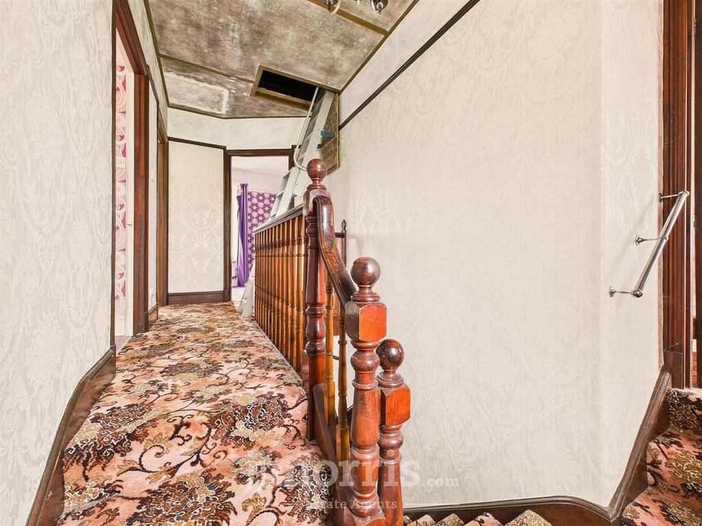 CAM05297 G0-PR0072-STILL017.jpg