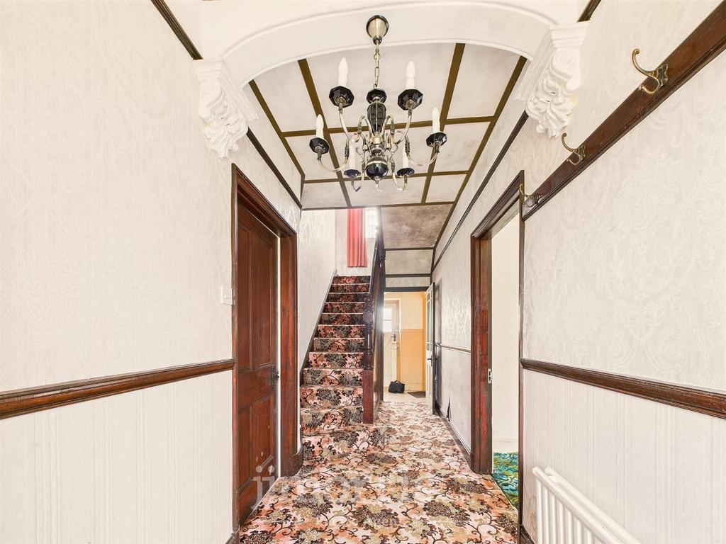 CAM05297 G0-PR0072-STILL013.jpg