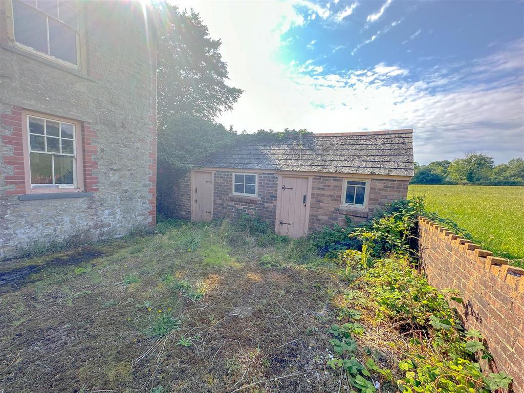 6600 E447-70 EB-46 B4-B817-04 C49022 E0 C2.jpeg