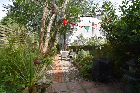 Flat 4, 1 Anglesea Terrace, St Leonards-on-sea, TN38 0QS