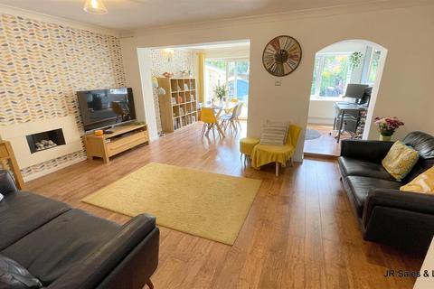 35 Colston Crescent, Goffs Oak, Waltham Cross, EN7 5RS
