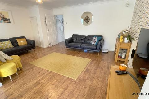 35 Colston Crescent, Goffs Oak, Waltham Cross, EN7 5RS