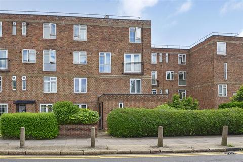 87 Warner Place, London, E2 7DB