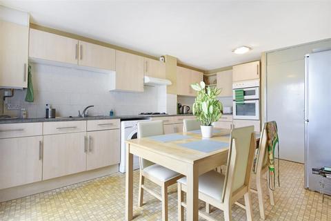 87 Warner Place, London, E2 7DB