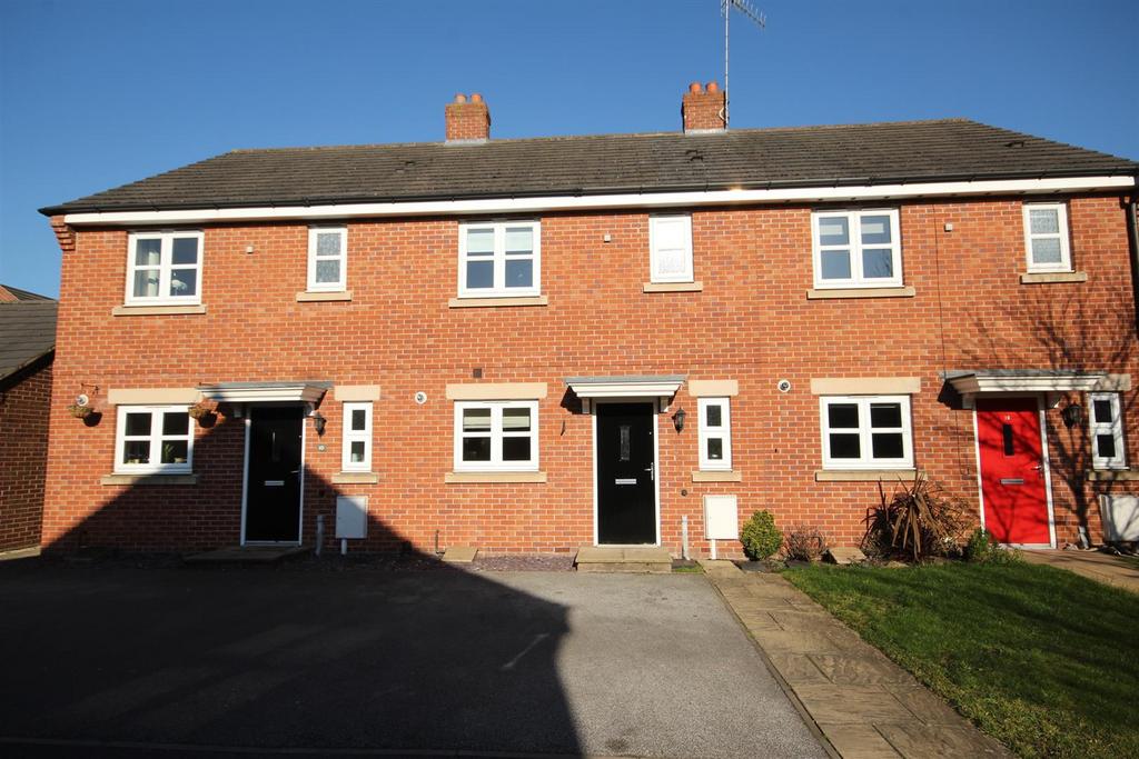 Bernard Gadsby Close, Ashbourne 3 bed terraced house £975 pcm (£225 pw)