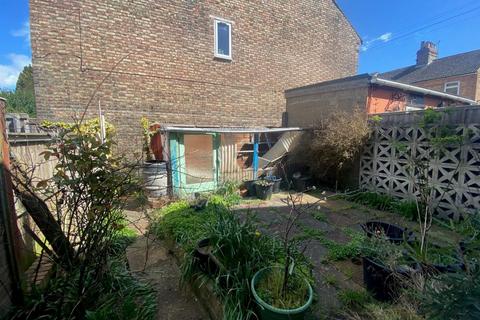 112 Canterbury Road, Folkestone, CT19 5NW