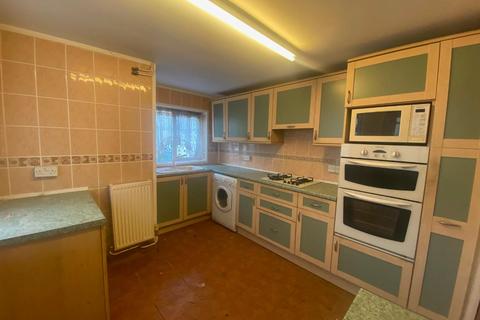 112 Canterbury Road, Folkestone, CT19 5NW