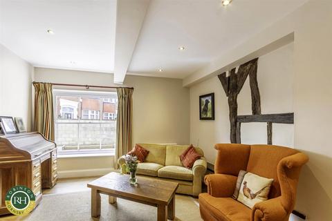 31 Castlegate, Tickhill, Doncaster, DN11 9QP