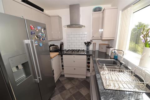 66 High Ash, Shipley, BD18 1NE