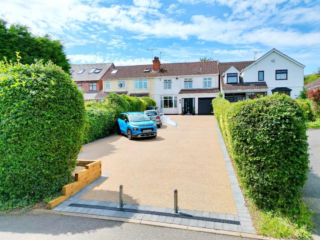 Butt Lane, Allesley Village, Coventry 4 bed semidetached house for